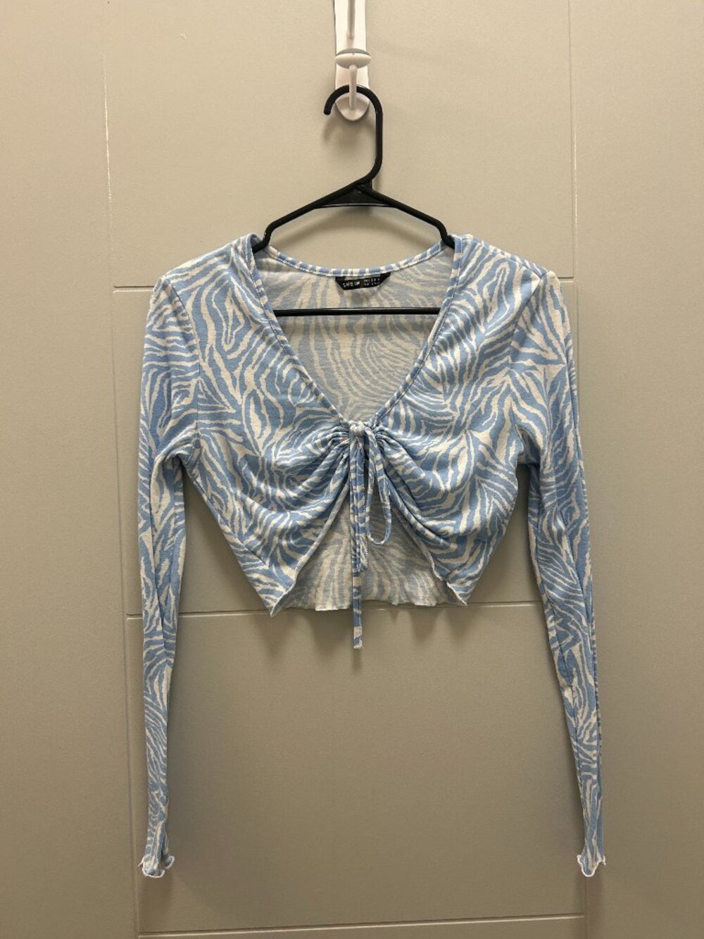 *SHEIN Blue White Zebra Print Tie Front Cropped Long Sleeve Top S Y2K Festival